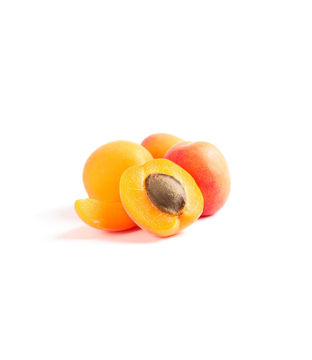 Golden ripe apricots - Image 3